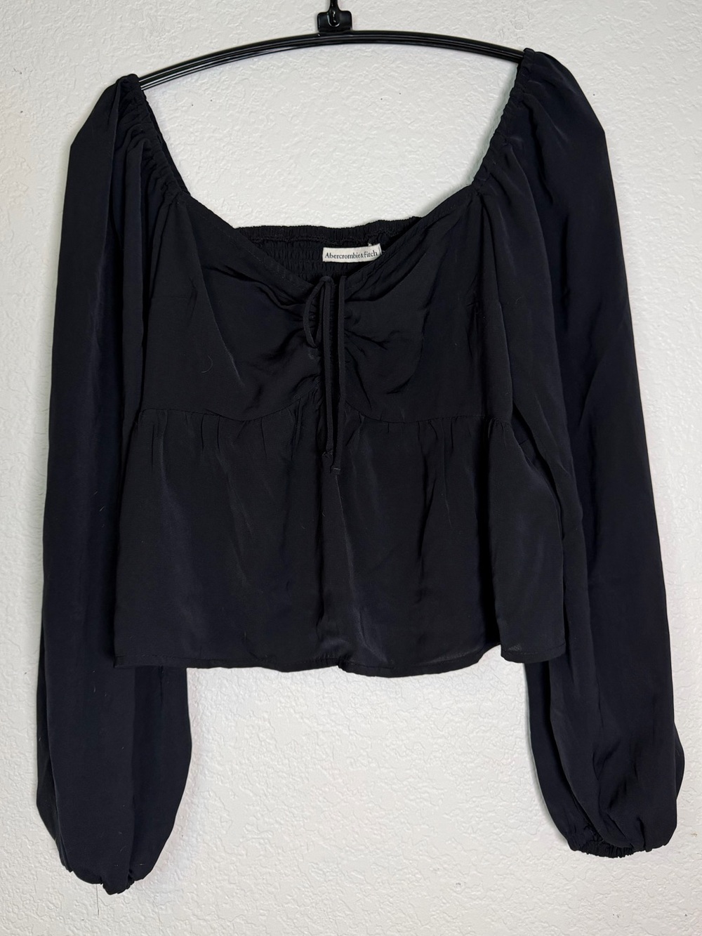 NWT Abercrombie & Fitch Black Peasant Blouse with Tie, Size M
